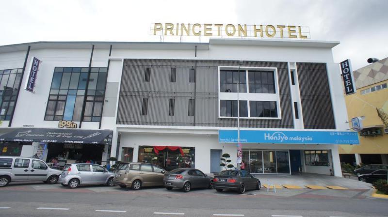 Hotel Zamburger Bukit Indah جوهر بهرو المظهر الخارجي الصورة