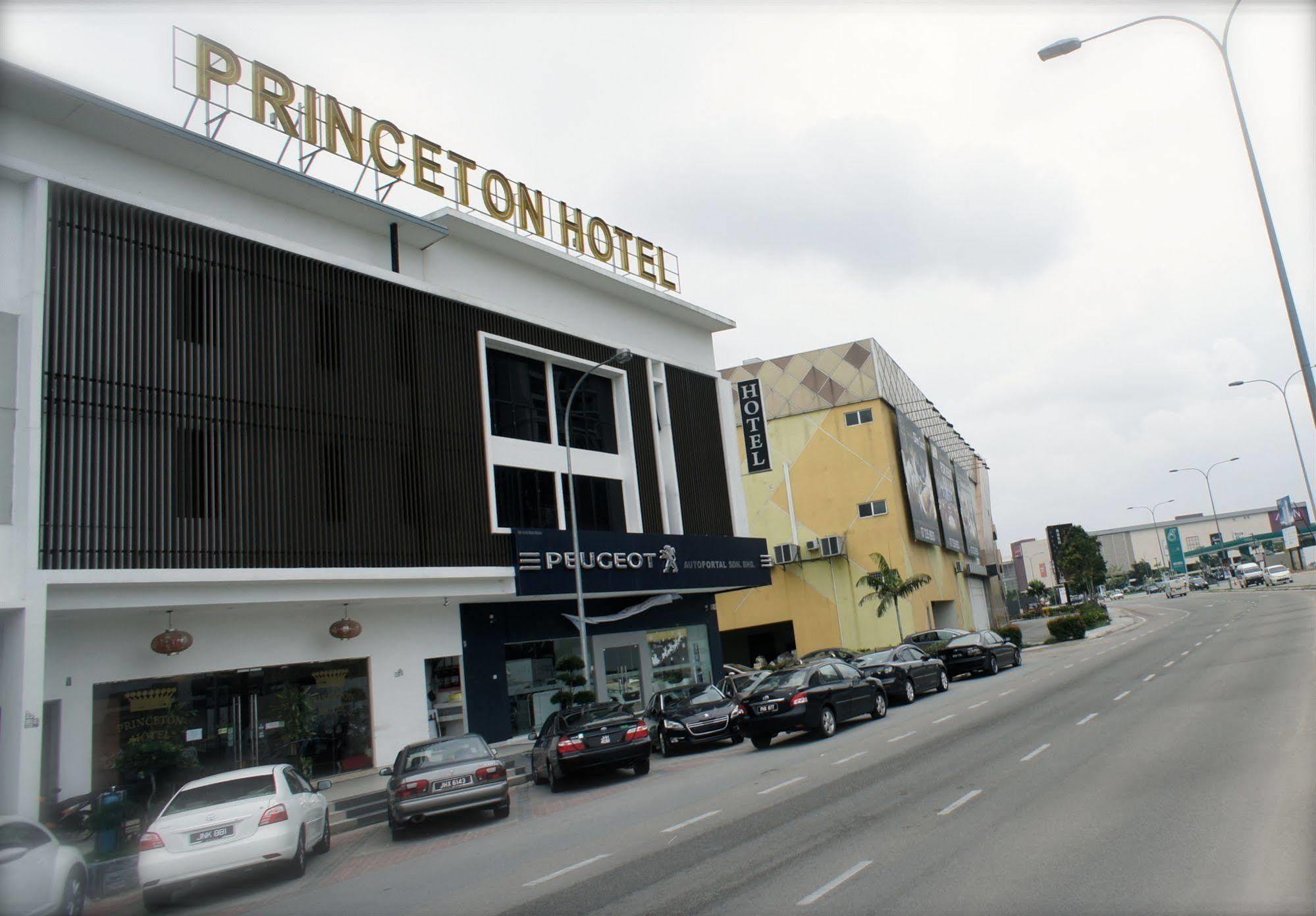 Hotel Zamburger Bukit Indah جوهر بهرو المظهر الخارجي الصورة